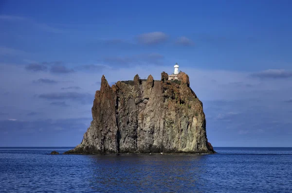 Roca de Strombolicchio — Foto de Stock