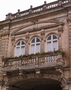 Barok Saray'nın orijinal balkonda