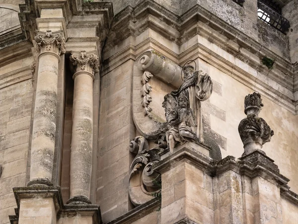 De barokke voorgevel van st. joseph kerk — Stockfoto