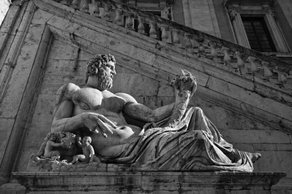 罗马雕像 — 图库照片