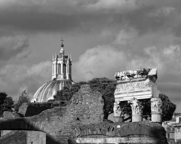 Римські руїни — стокове фото