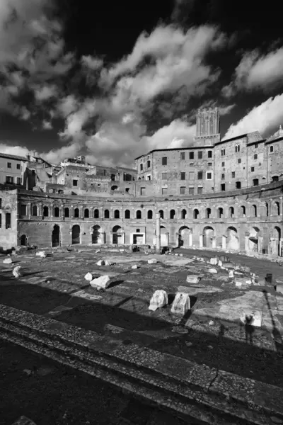 Roman ruins — Stock Photo, Image