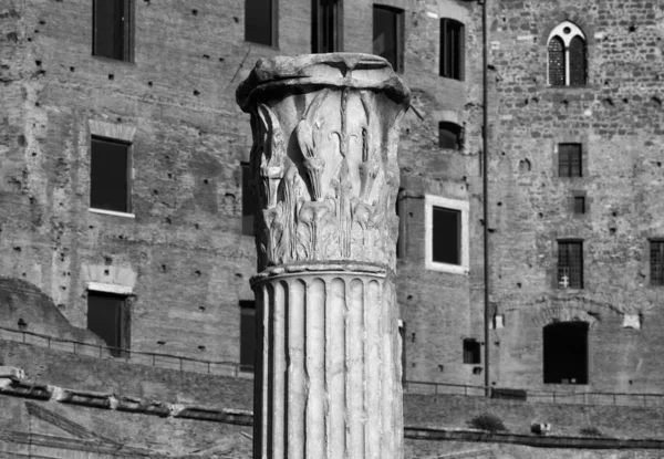 Columna romana — Foto de Stock