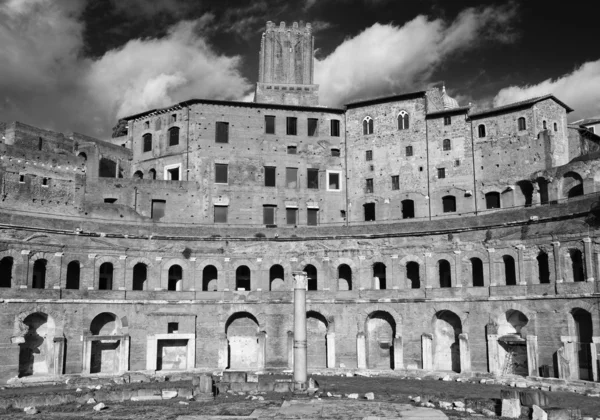 Roman ruins — Stock Photo, Image