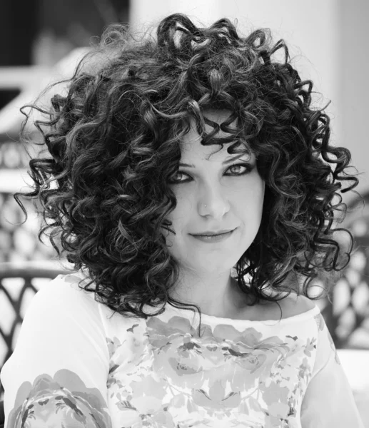 Young girl portrait — Stock Photo, Image