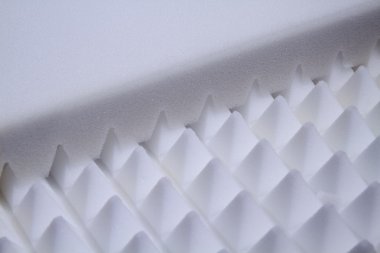 Köpük kauçuk şekilleri sünger fabrikasında