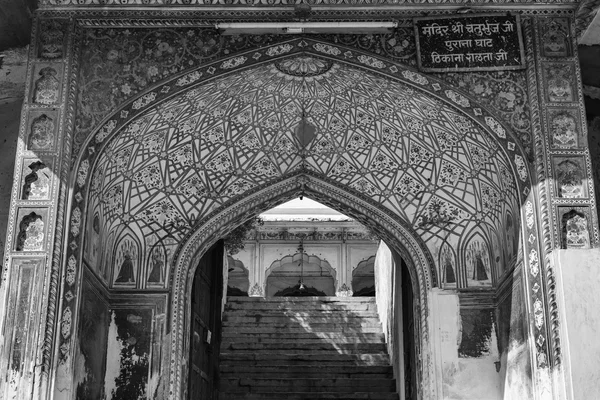 Sisodia rani ka bagh hinduiska templet — Stockfoto