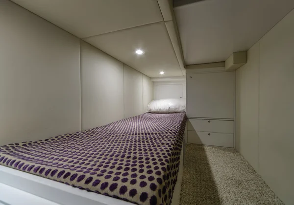 luxury yacht, sailor bedroom