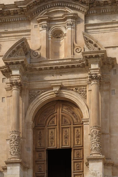 Фасад церкви Святого Франческо — стоковое фото