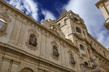 SS. salvatore Bazilikası ve manastır Barok Cephesi