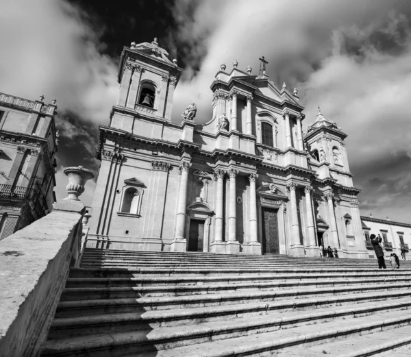 Italy, Sicily, Noto, S. Nicolò Cathedral baroque facade — Stock Photo, Image