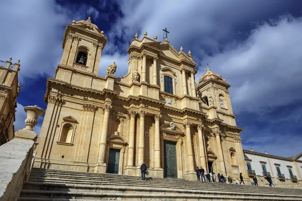 Italy, Sicily, Noto, S. Nicolò Cathedral baroque facade — Zdjęcie stockowe