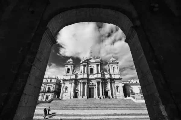 Italy, Sicily, Noto, S. Nicolò Cathedral baroque facade — Stockfoto