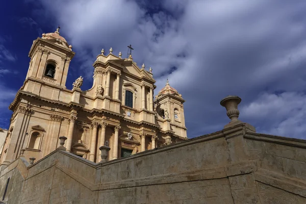 Italy, Sicily, Noto, S. Nicolo Cathedral baroque facade — 图库照片