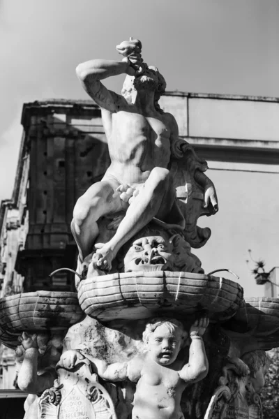 Veduta della fontana barocca di Ercole — Foto Stock