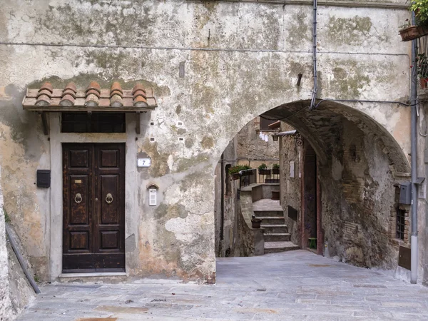 Italia, Toscana, Capalbio, muros exteriores del casco antiguo — Foto de Stock