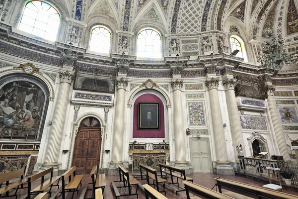 Italien, sizilien, scicli, st. john kathedrale barock innenansicht — Stockfoto
