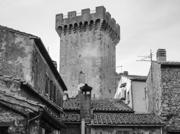 Італія, Тоскана, capalbio, середньовічна вежа — стокове фото