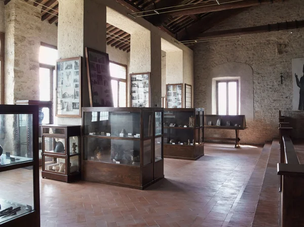 Italia, Anagni, Catedral medieval de Santa María, sala de exposiciones — Foto de Stock