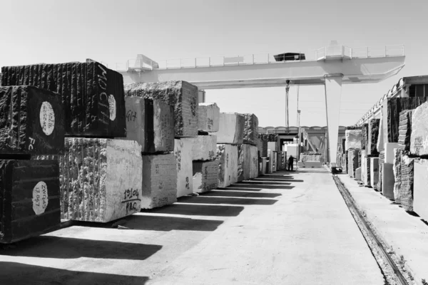 Marble cutting factory - industrial — Stock Photo, Image