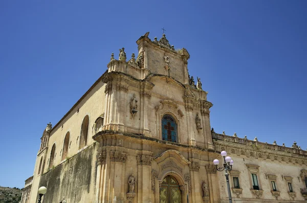 Italia, Sicilia, Scicli, la iglesia Madonna Del Carmine fachada barroca — Foto de Stock