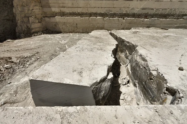 Marble cutting factory — Stock Photo, Image