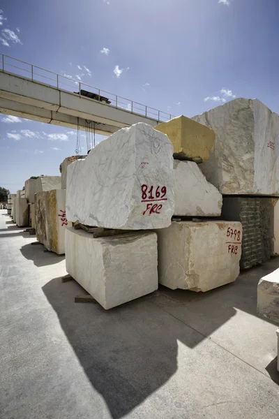 Marble cutting factory — Stock Photo, Image