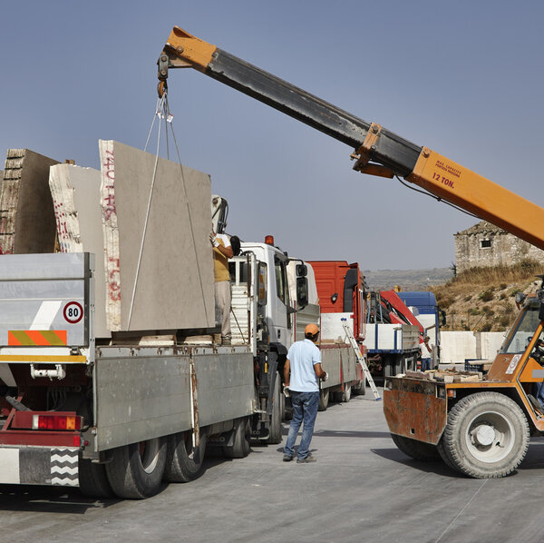 marble cutting factory