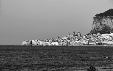 gün batımında şehir