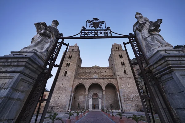 Kathedraal in Italië — Stockfoto