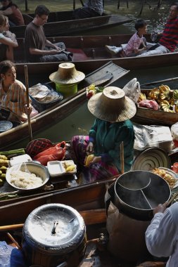 yüzen market