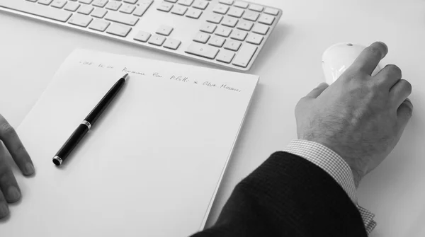 Manager hands on his office desk — Stock Photo, Image