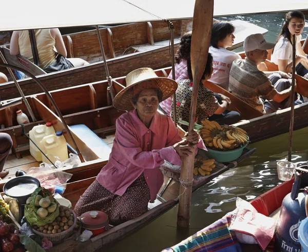 Floating Market — Stockfoto