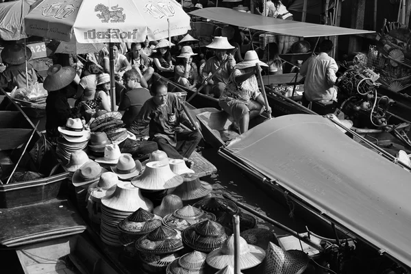 Floating Market — Stockfoto