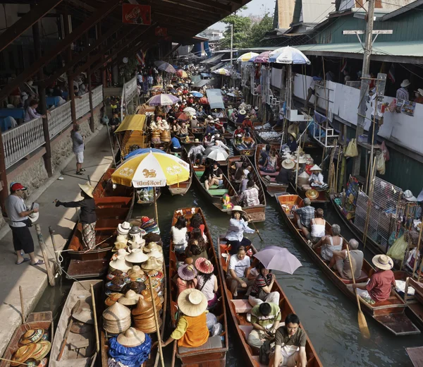 Pływających rynku — Zdjęcie stockowe