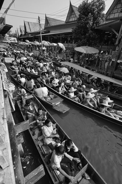 Mercado flotante —  Fotos de Stock