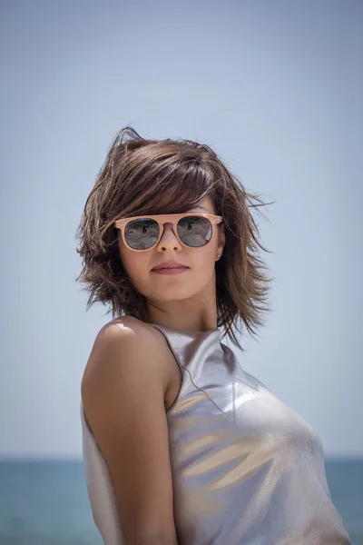 Girl with sun glasses — Stock Photo, Image