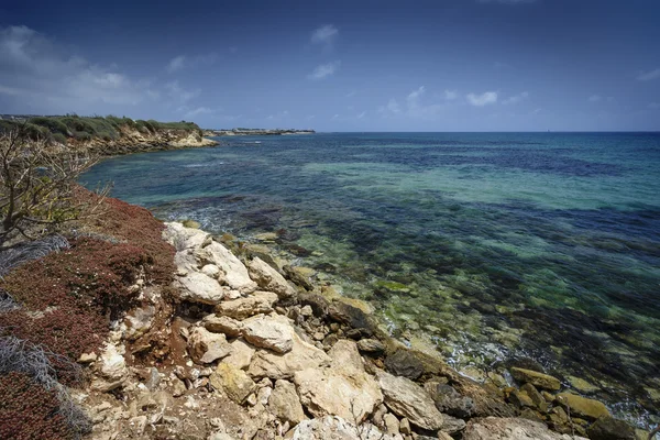 Sicilian southern east coastline — Stock Photo, Image