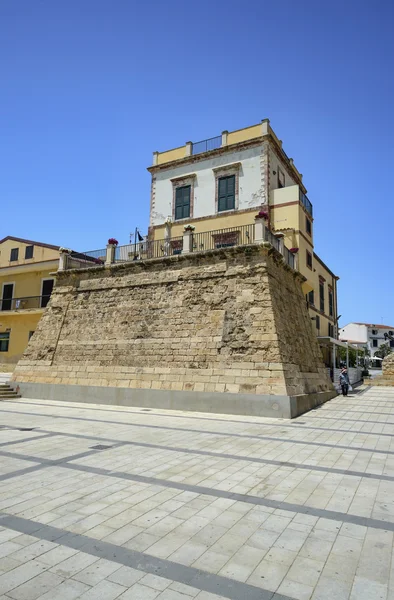 View of the old saracin tower, today a terrace. — Stock Photo, Image