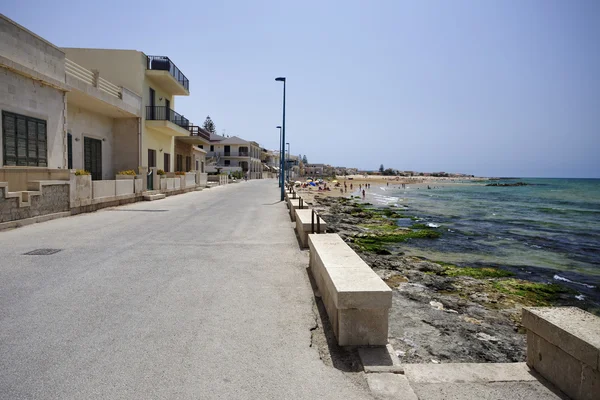 Fila de playa casas en Newport Beach, Condado de Orange - California