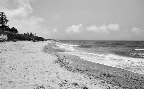 Persone sulla spiaggia — Foto Stock