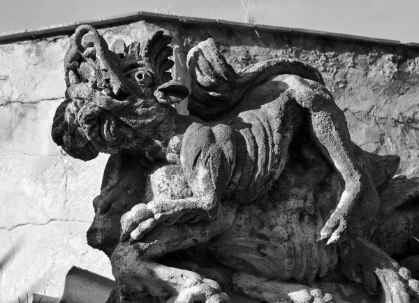 Италия Сицилия Багерия Палермо Вилла Палагония 1715 Статуя Монстра — стоковое фото