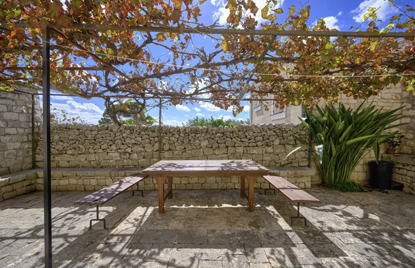 Italy Sicily Modica Ragusa Province Countryside Side Patio Table Seats — Stock Photo, Image