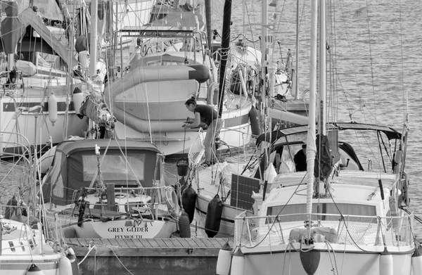 Talya Sicilya Akdeniz Marina Ragusa Ragusa Eyaleti Kasım 2021 Limandaki — Stok fotoğraf