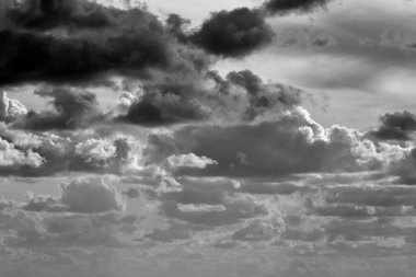 İtalya, Sicilya, Akdeniz, Sicilya Kanalı 'nda kışın fırtına bulutları