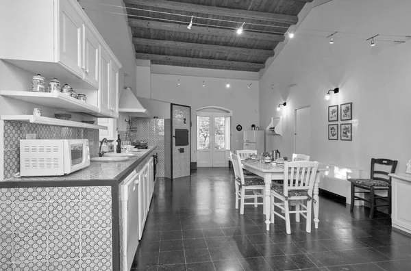 意大利 西西里 拉古萨省 2021年11月3日 优雅的私人农舍 厨房景观 Editorial — 图库照片