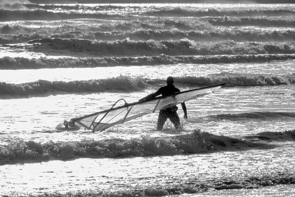 Italia Sicilia Marea Mediterană Marina Ragusa Provincia Ragusa Windsurfer Mare — Fotografie, imagine de stoc