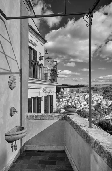 Italy Sicily Ragusa Ibla View Old House Balcony Baroque Town — Zdjęcie stockowe