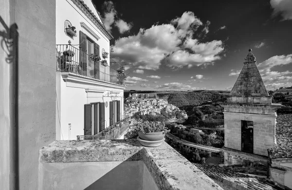 Italy Sicily Ragusa Ibla View Old House Balcony Baroque Town — стоковое фото