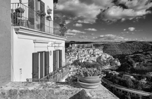 Italy Sicily Ragusa Ibla View Old House Balcony Baroque Town — Zdjęcie stockowe